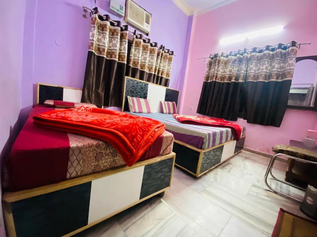 Hari Ganga Hotel -Near By Railway Station Haridwār Zewnętrze zdjęcie
